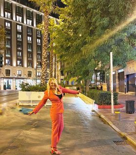 Nancy Paradeisanou feet photo thumbnail