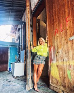 Nancy Paradeisanou feet photo thumbnail