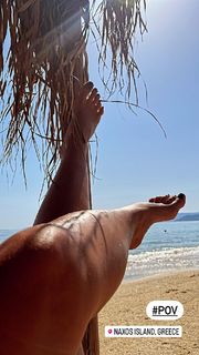 Nancy Paradeisanou feet photo thumbnail