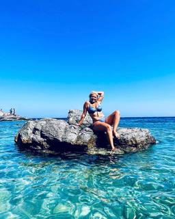 Nancy Paradeisanou feet photo thumbnail