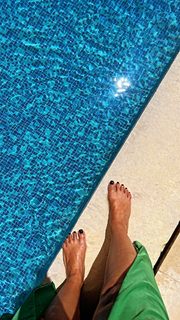 Nancy Paradeisanou feet photo thumbnail