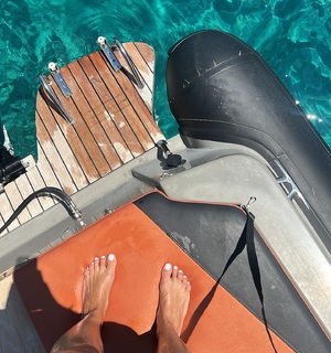 Nancy Paradeisanou feet photo thumbnail