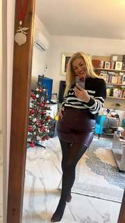 Nancy Paradeisanou feet photo thumbnail