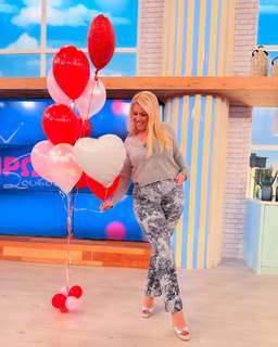 Nancy Paradeisanou feet photo thumbnail