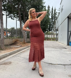 Nancy Paradeisanou feet photo thumbnail