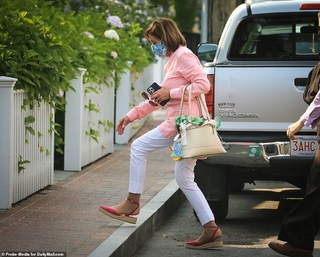 Nancy Pelosi feet photo thumbnail