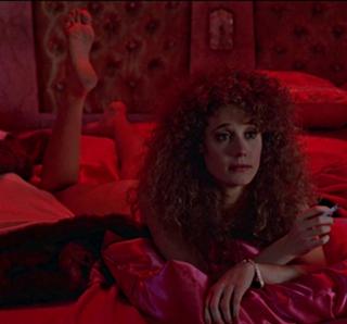 Nancy Travis feet photo thumbnail