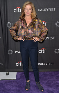 Nancy Travis feet photo thumbnail