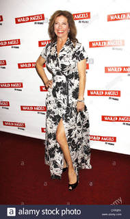 Nancy Travis feet photo thumbnail