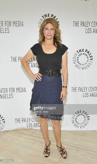 Nancy Travis feet photo thumbnail