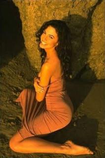 Nancy Valen feet photo 9