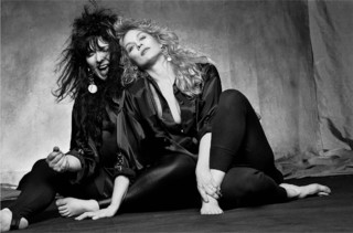 Nancy Wilson feet photo 9