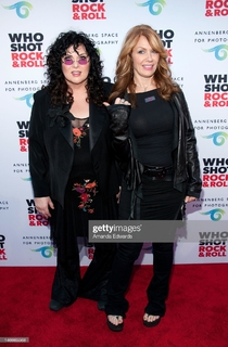 Nancy Wilson feet photo 1