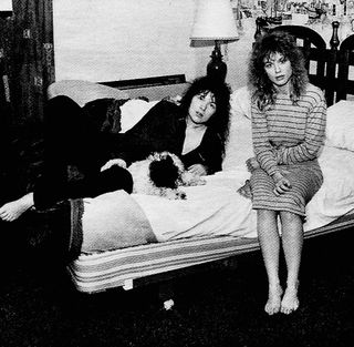 Nancy Wilson feet photo 9