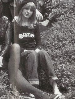 Nancy Wilson feet photo 7