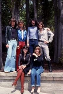 Nancy Wilson feet photo 4