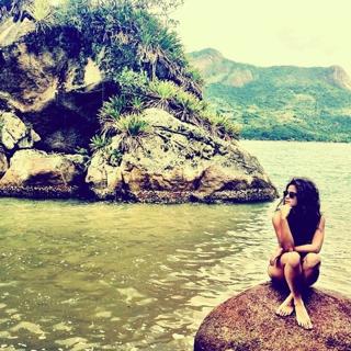 Nanda Costa feet photo 19