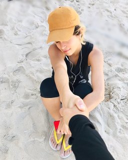 Nanda Costa feet photo 11