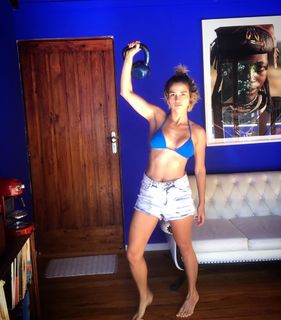 Nanda Costa feet photo 7