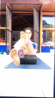 Nanda Costa feet photo 19