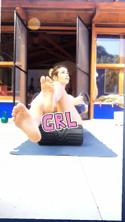 Nanda Costa feet photo 17