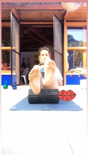 Nanda Costa feet photo 14
