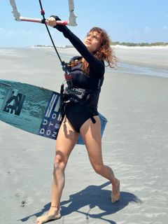 Nanda Costa feet photo 2