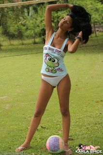 Nany Tovar feet photo 5