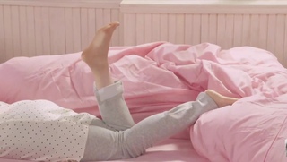 Nao Tôyama feet photo 7