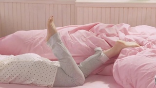 Nao Tôyama feet photo 6