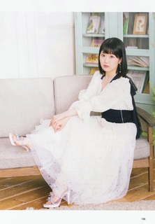 Nao Tôyama feet photo 5
