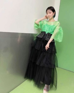 Nao Tôyama feet photo 2