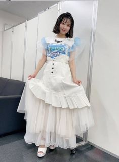 Nao Tôyama feet photo 9