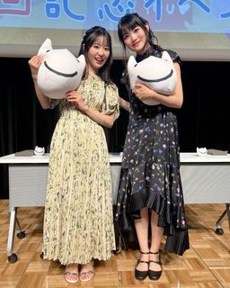 Nao Tôyama feet photo 8