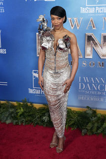 Naomi Ackie feet photo 12