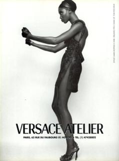 Naomi Campbell feet photo thumbnail