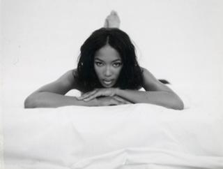 Naomi Campbell feet photo thumbnail