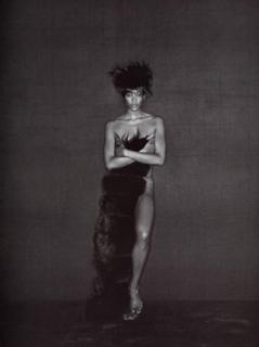 Naomi Campbell feet photo thumbnail