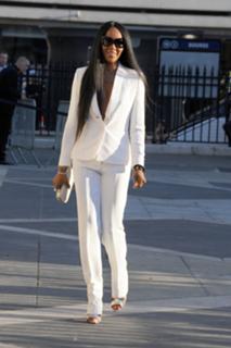 Naomi Campbell feet photo thumbnail
