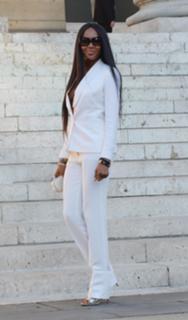 Naomi Campbell feet photo thumbnail