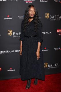 Naomi Campbell feet photo thumbnail
