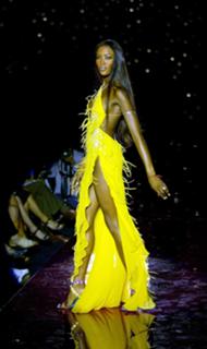 Naomi Campbell feet photo thumbnail