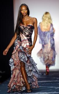 Naomi Campbell feet photo thumbnail