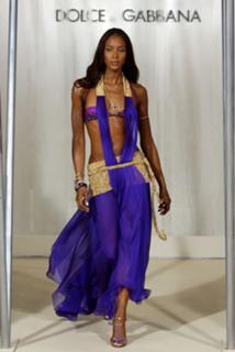 Naomi Campbell feet photo thumbnail