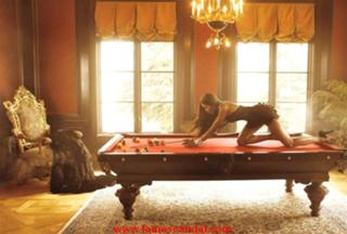 Naomi Campbell feet photo thumbnail