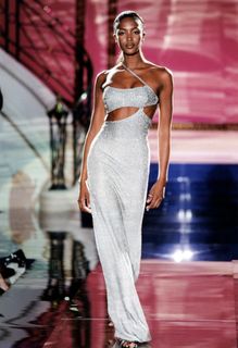 Naomi Campbell feet photo 19