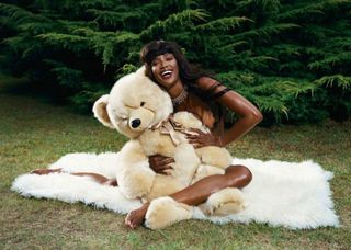 Naomi Campbell feet photo 12