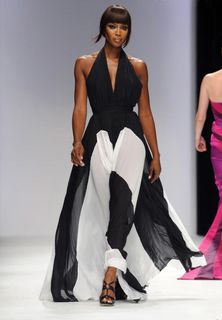 Naomi Campbell feet photo 19