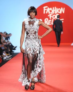 Naomi Campbell feet photo 7