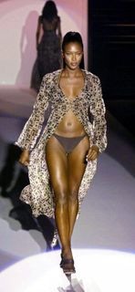 Naomi Campbell feet photo 19